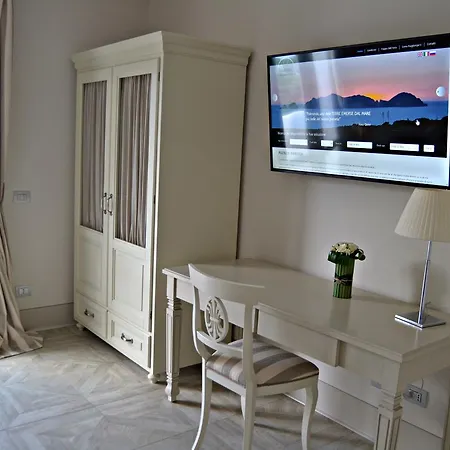 Maridea Casa Vacanza- Le Alcove Sul Mare Ponza